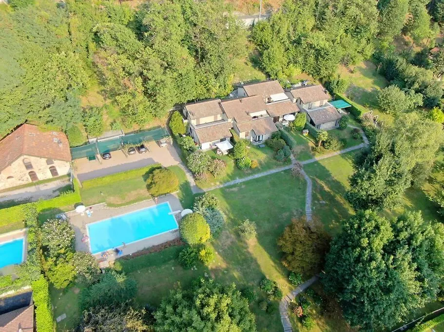Casa Fronte Lago Con Piscina Villa Angera Italy